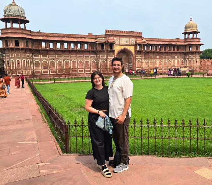 Taj Mahal Sunrise Tour from Delhi