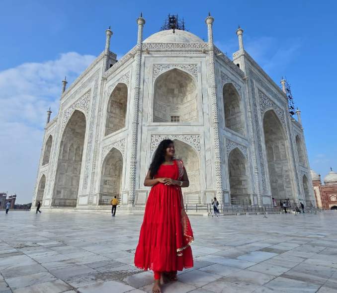 Agra Overnight Tour with Taj Mahal